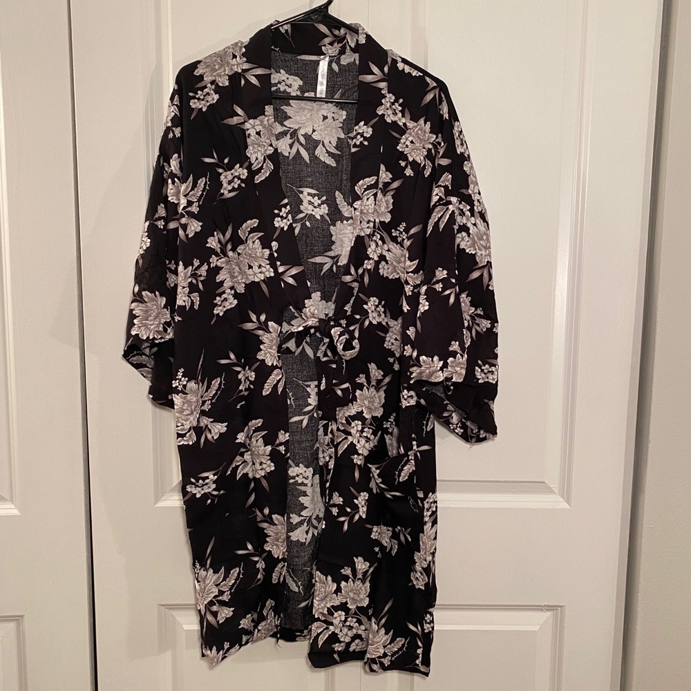 Black and White Kimono
